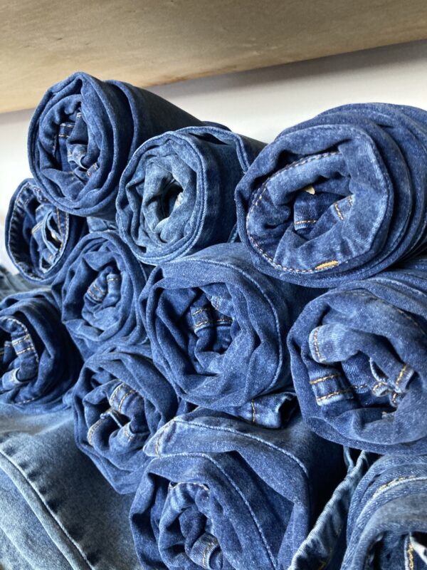 Jeans com Marcações (COMPRA FINAL)